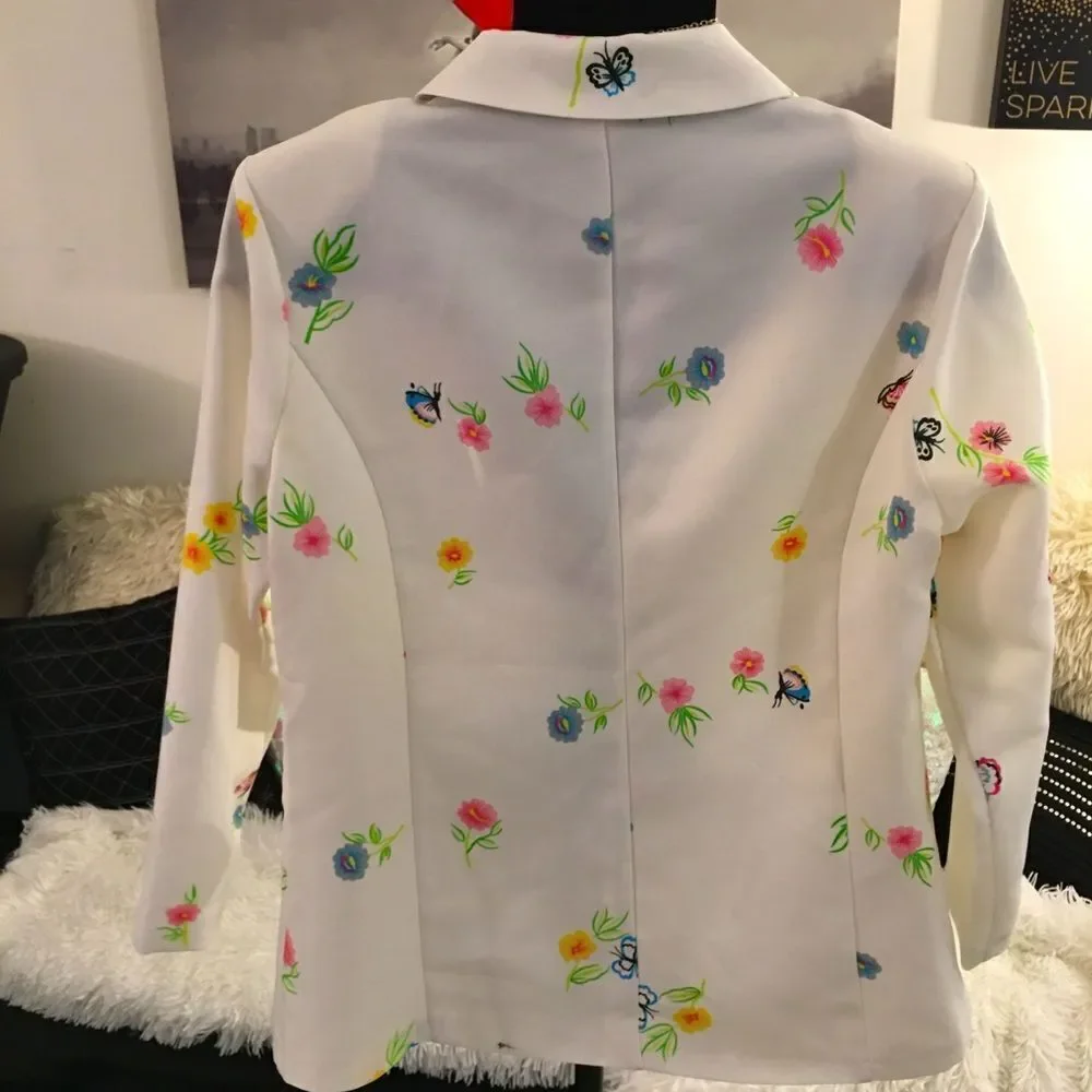 GORGEOUS One button, deep V butterfly 🦋‎ Blazer - Picture 4 of 7